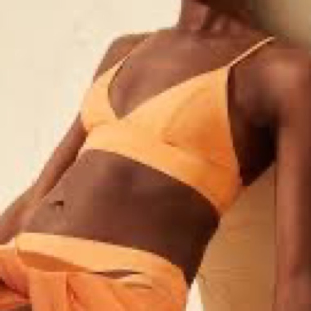 H&M padded bikini top size 8 NWT ORANGE 🍊
